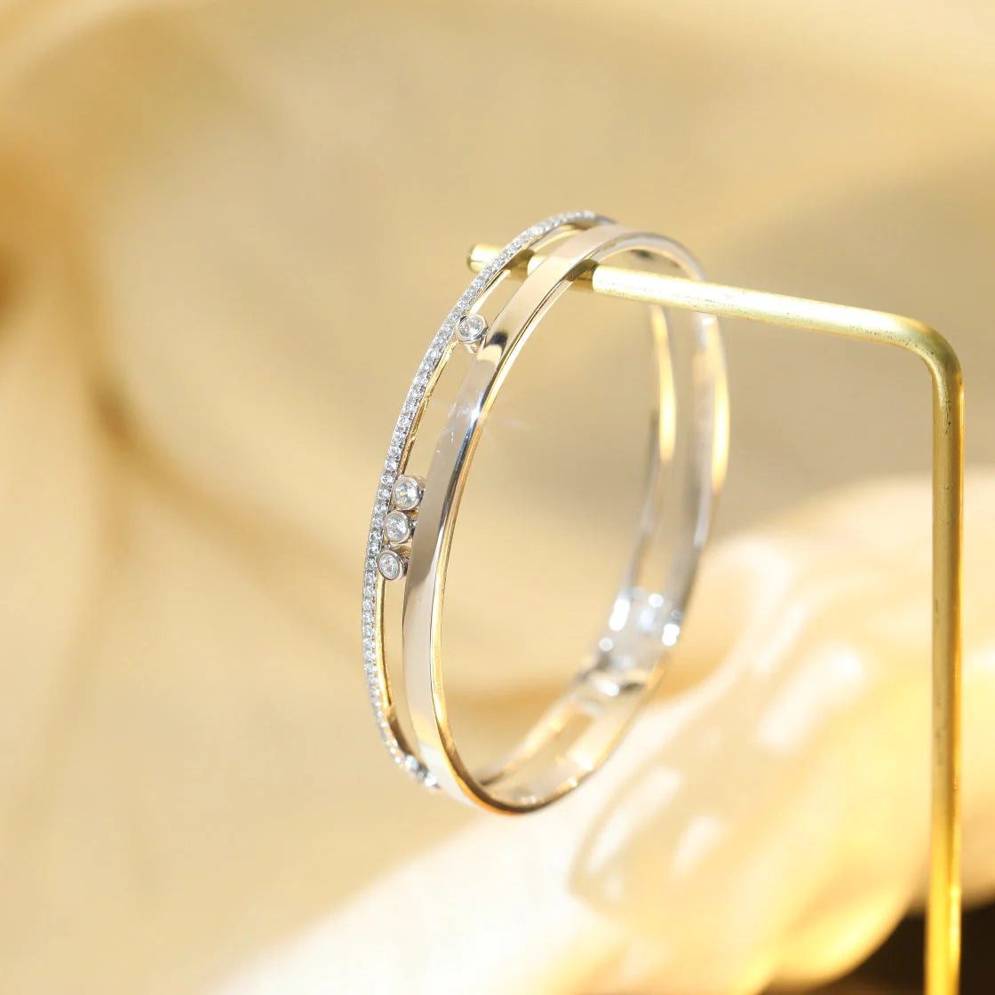[Elowen Jewelry]Move Romane Diamond Bangle Bracelet