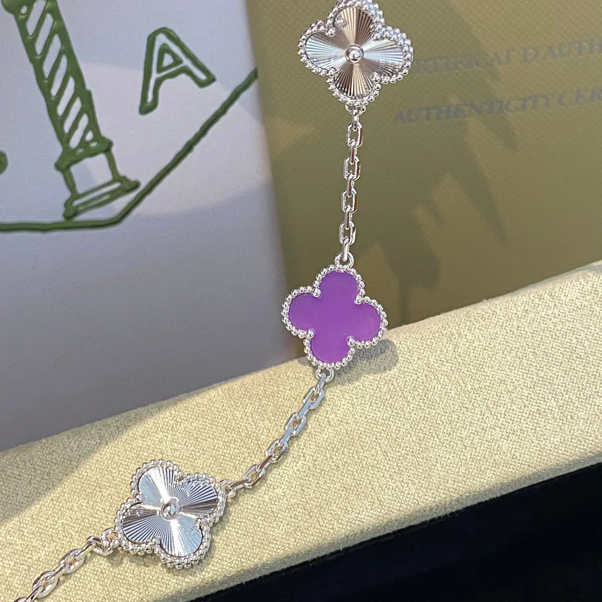 [Elowen Jewels] CLOVER 5 MOTIF VIOLET BRACELET COLLECTION