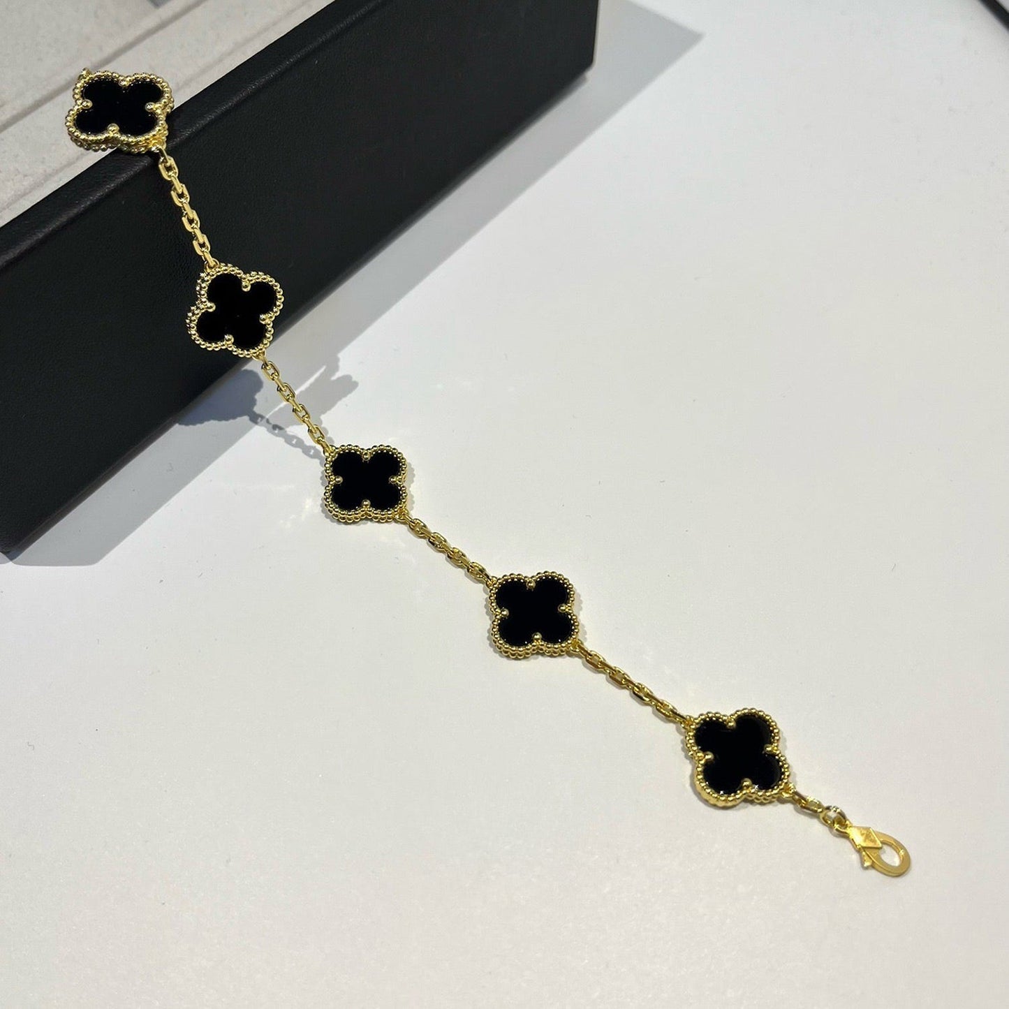 [Elowen Jewels] CLOVER 5 MOTIF ONYXS BRACELET COLLECTION