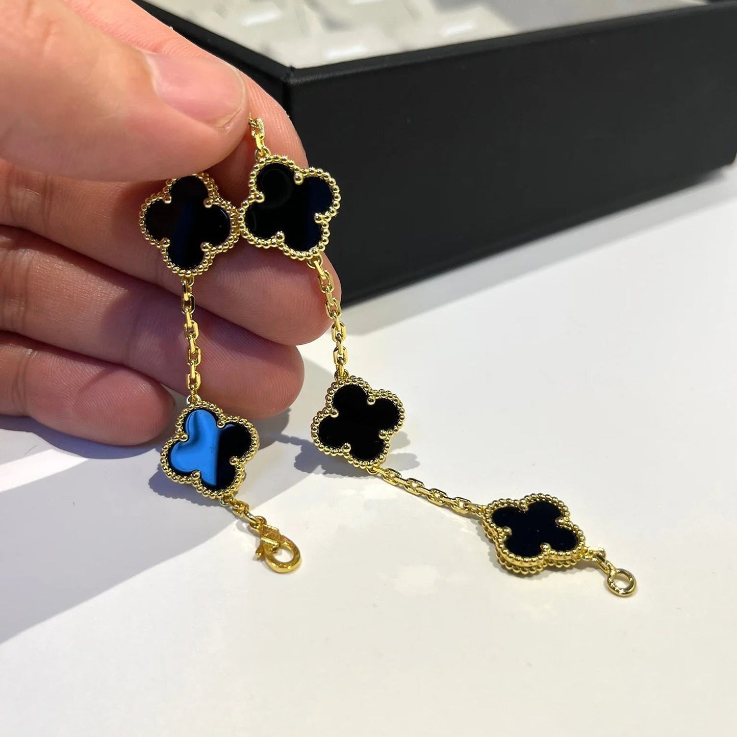 [Elowen Jewels] CLOVER 5 MOTIF ONYXS BRACELET COLLECTION