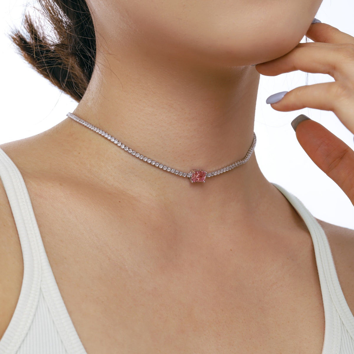 [Elowen Jewels]2.0 carat Ornate Emerald Cut Necklace