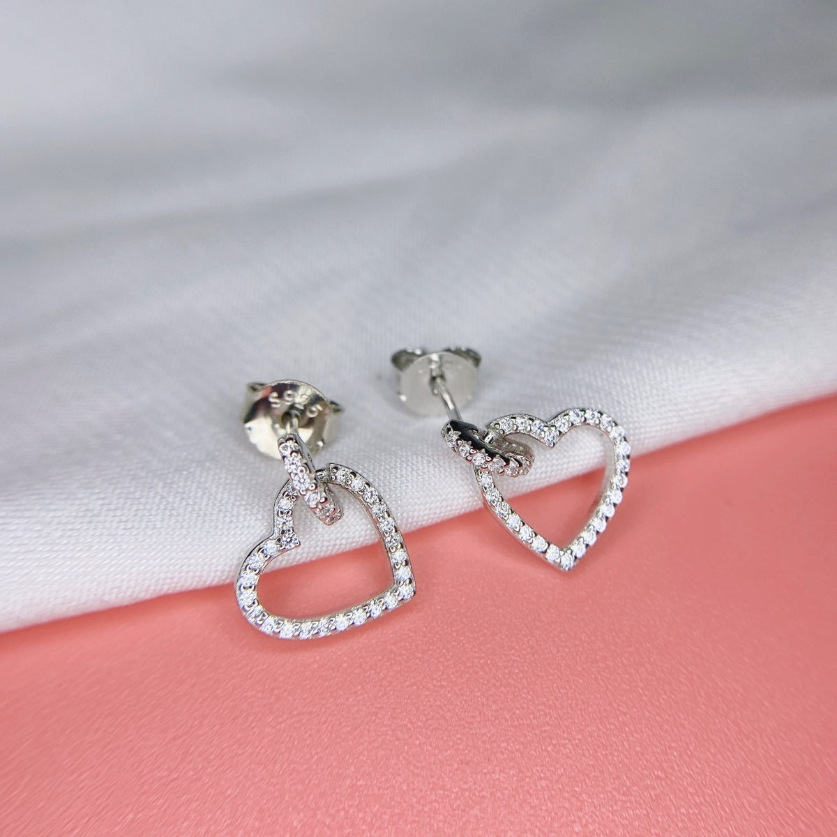 [Elowen Jewels]Dainty Heart Shape Earrings