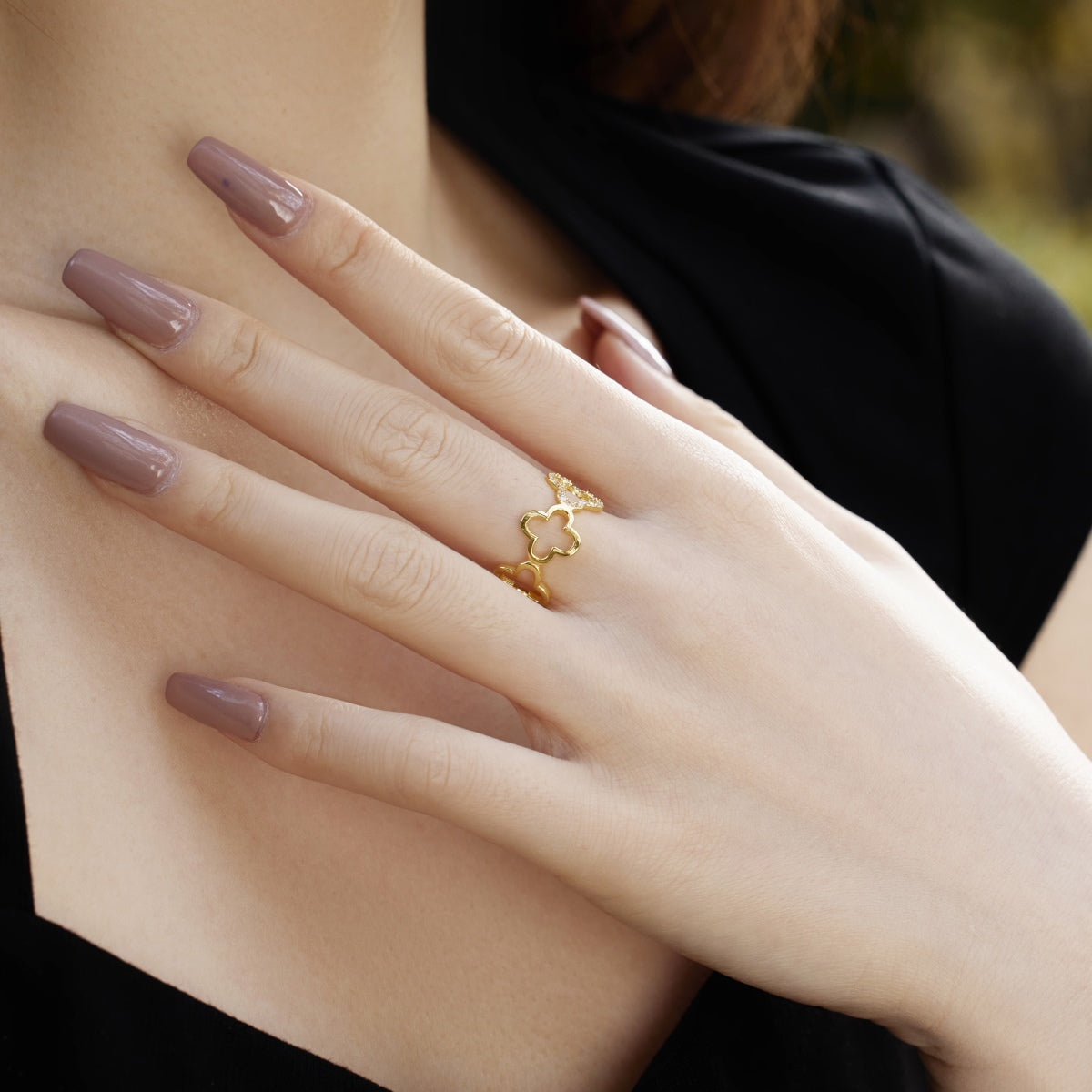 [Elowen Jewels]Hollow Design Four-Leaf Clover Flower Shape Ring