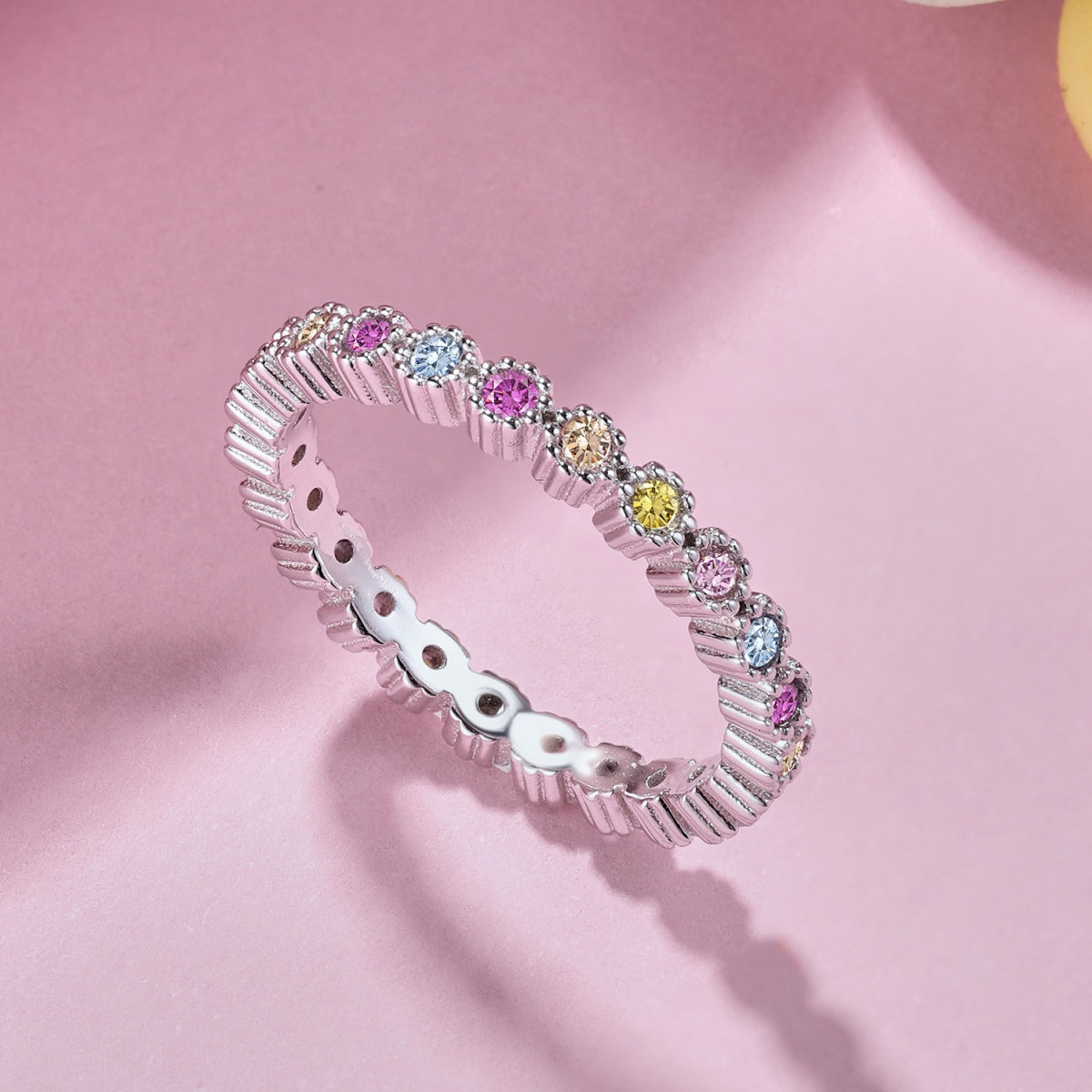 [Elowen Jewels]Unique Scintillating Round Cut Daily Ring