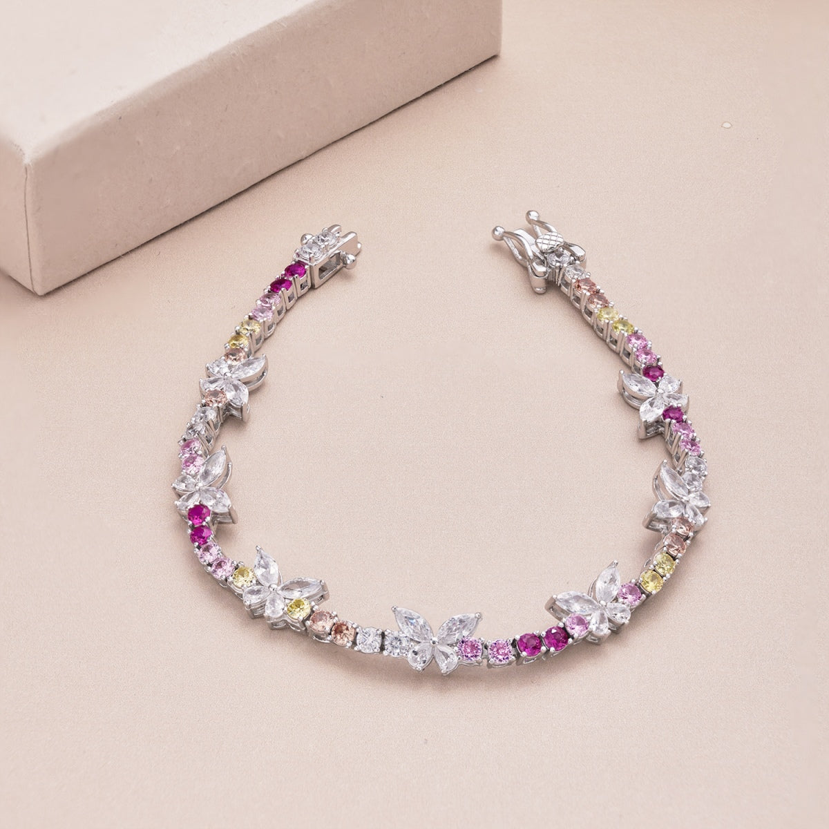 [Elowen Jewels]Ornate Colorful Butterfly Shape Round Cut Daily Bracelet