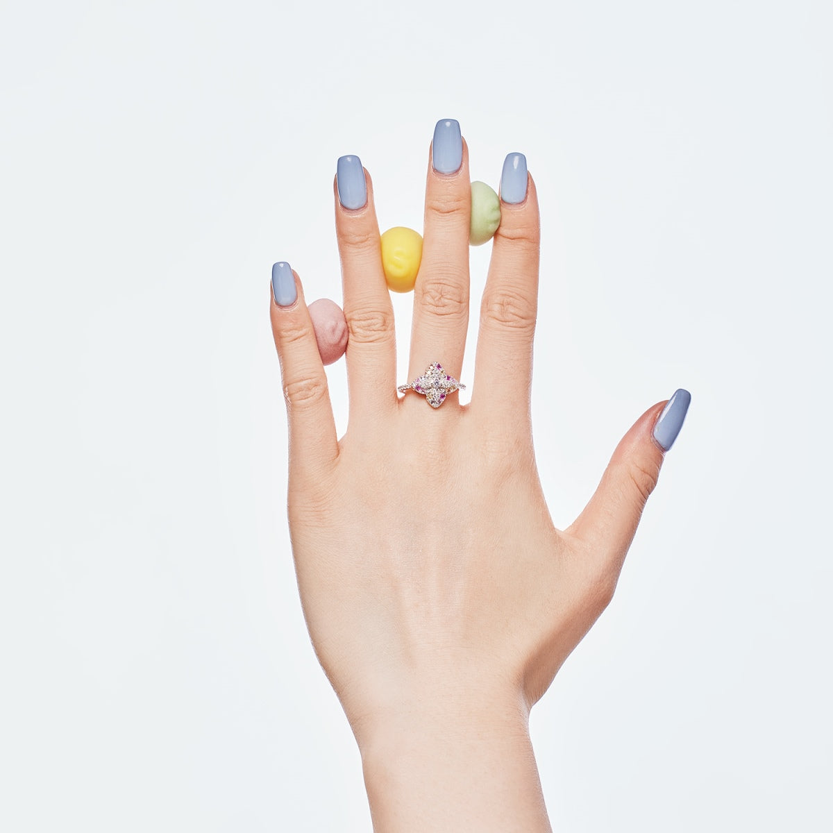 [Elowen Jewels]Luxurious Colorful Flower Shape Banquet Ring