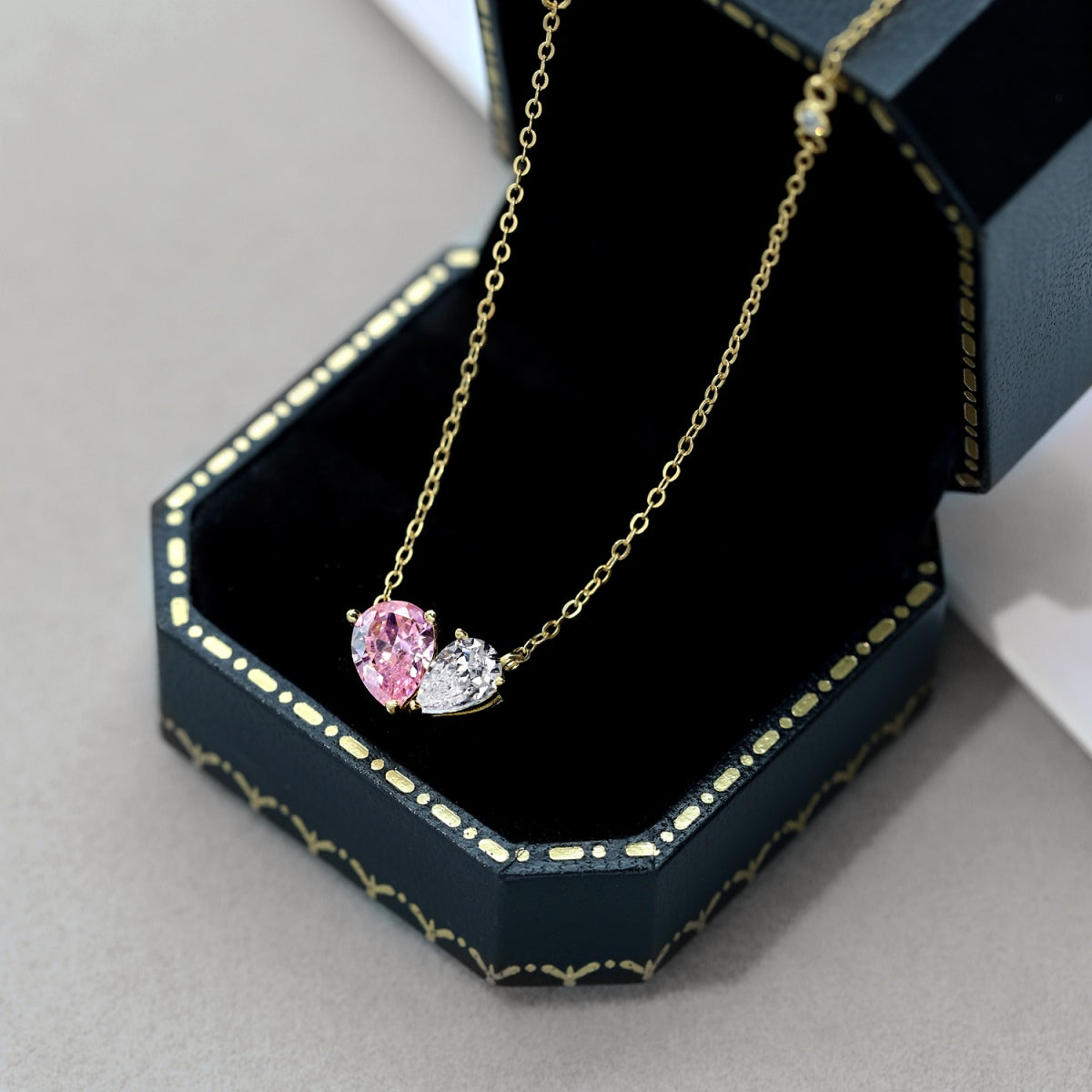 [Elowen Jewels]Unique Heart Shape Necklace