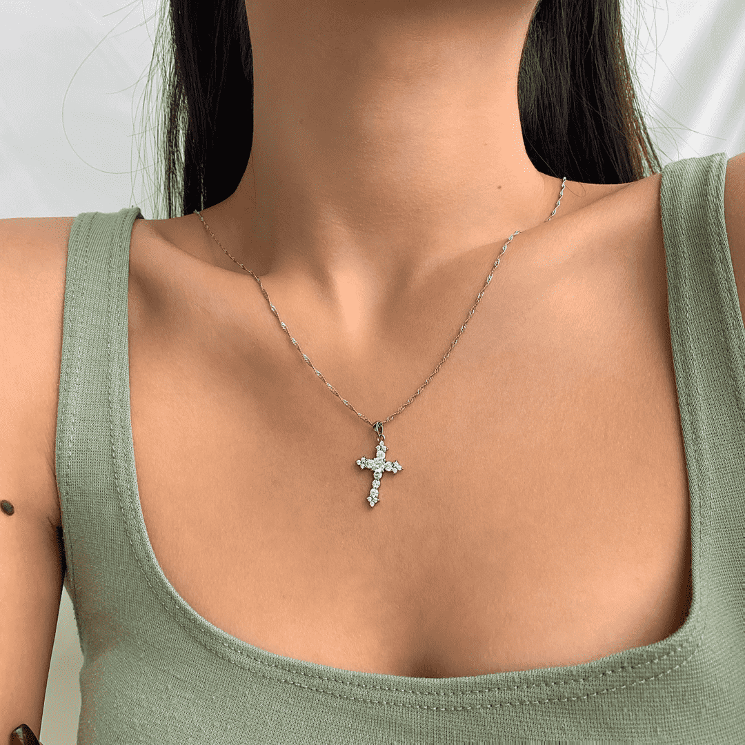 [Elowen Jewels]Delicate Cross Shape Necklace