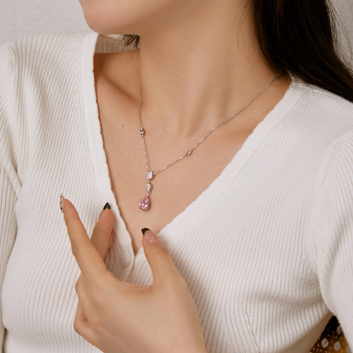 [Elowen Jewels]Dazzling Pear Cut Necklace