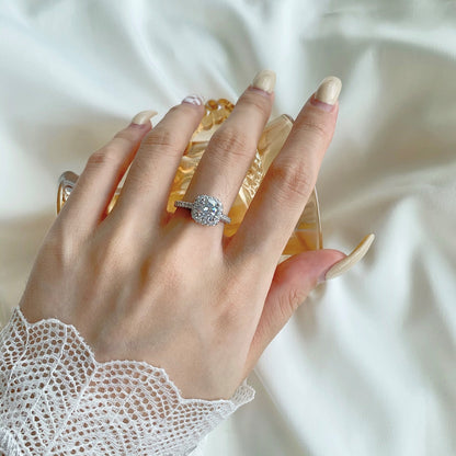 [Elowen Jewels]Dazzling Resplendent Round Cut Wedding Ring
