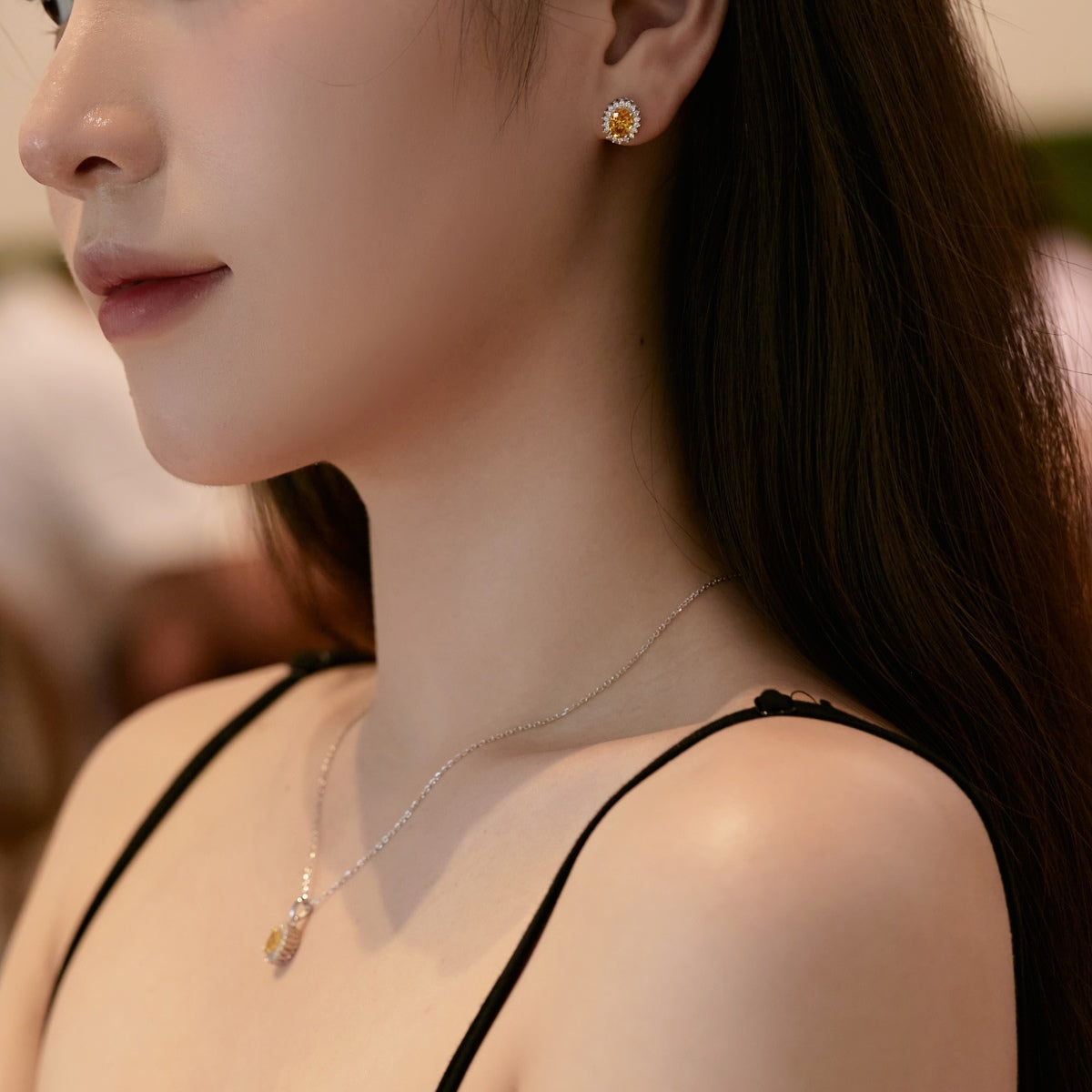 [Elowen Jewels]Delicate Radiant Oval Cut Daily Earrings