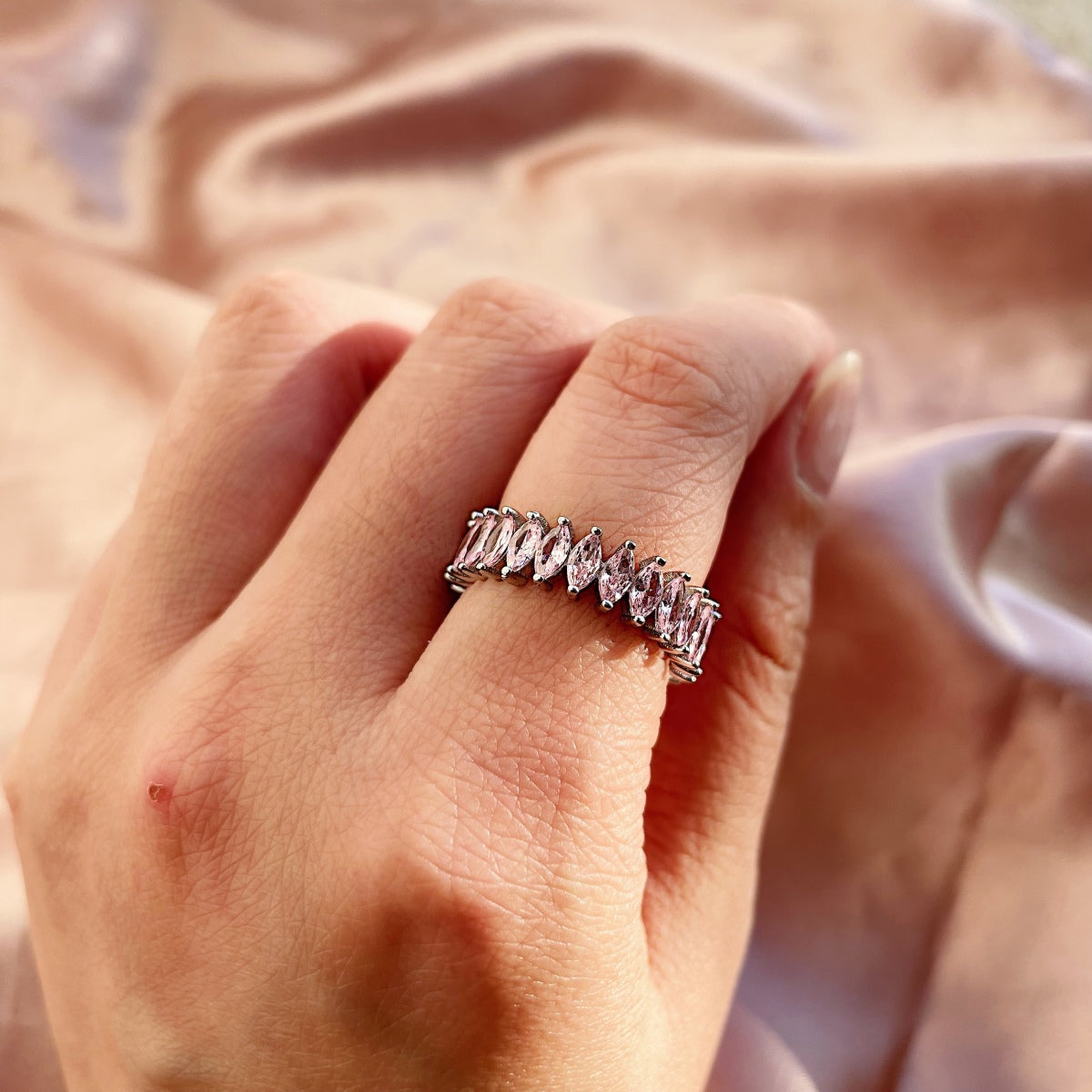 [Elowen Jewels]Gorgeous Marquise Cut Tennis Ring