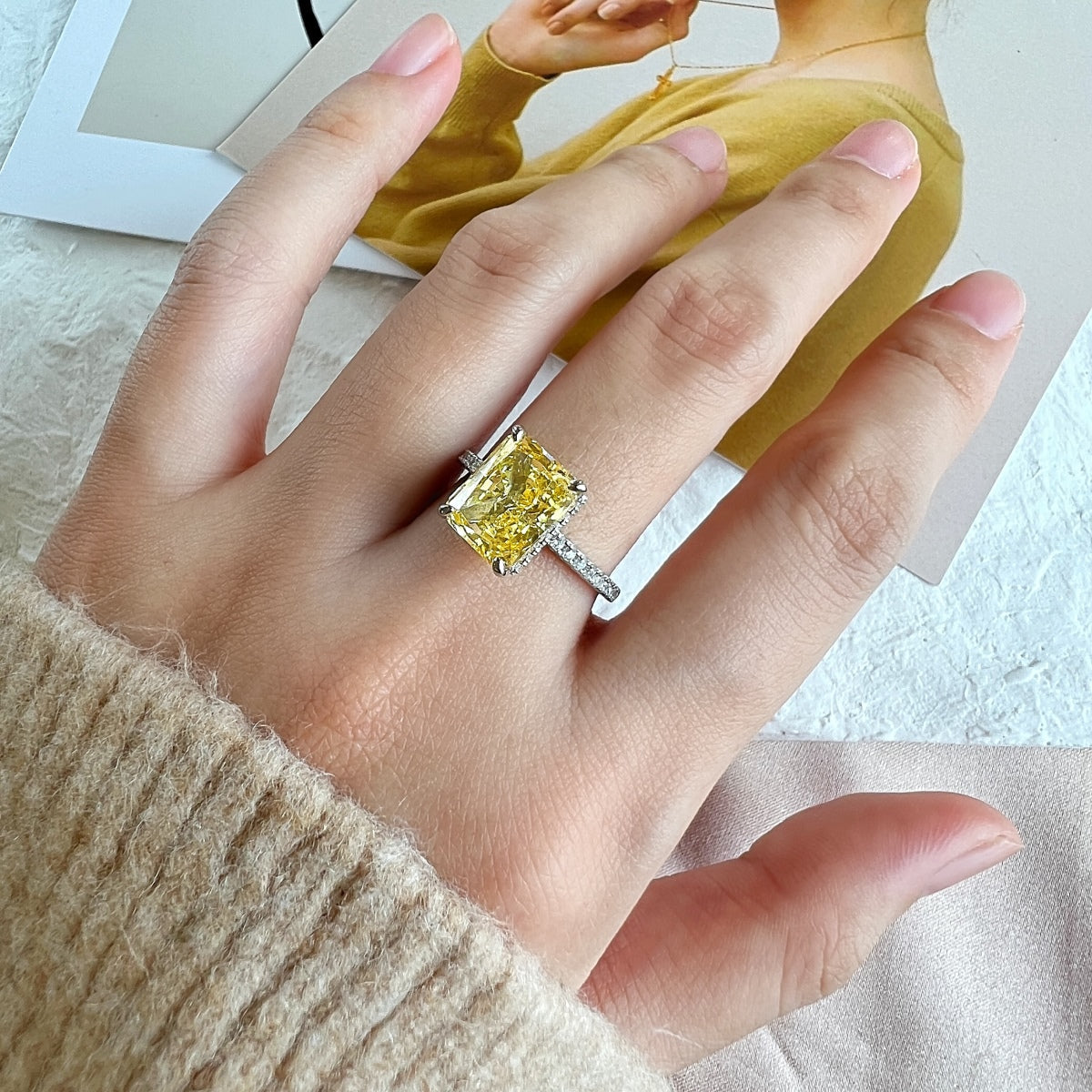 [Elowen Jewels]4.0 Carat Luxurious Engagement Ring