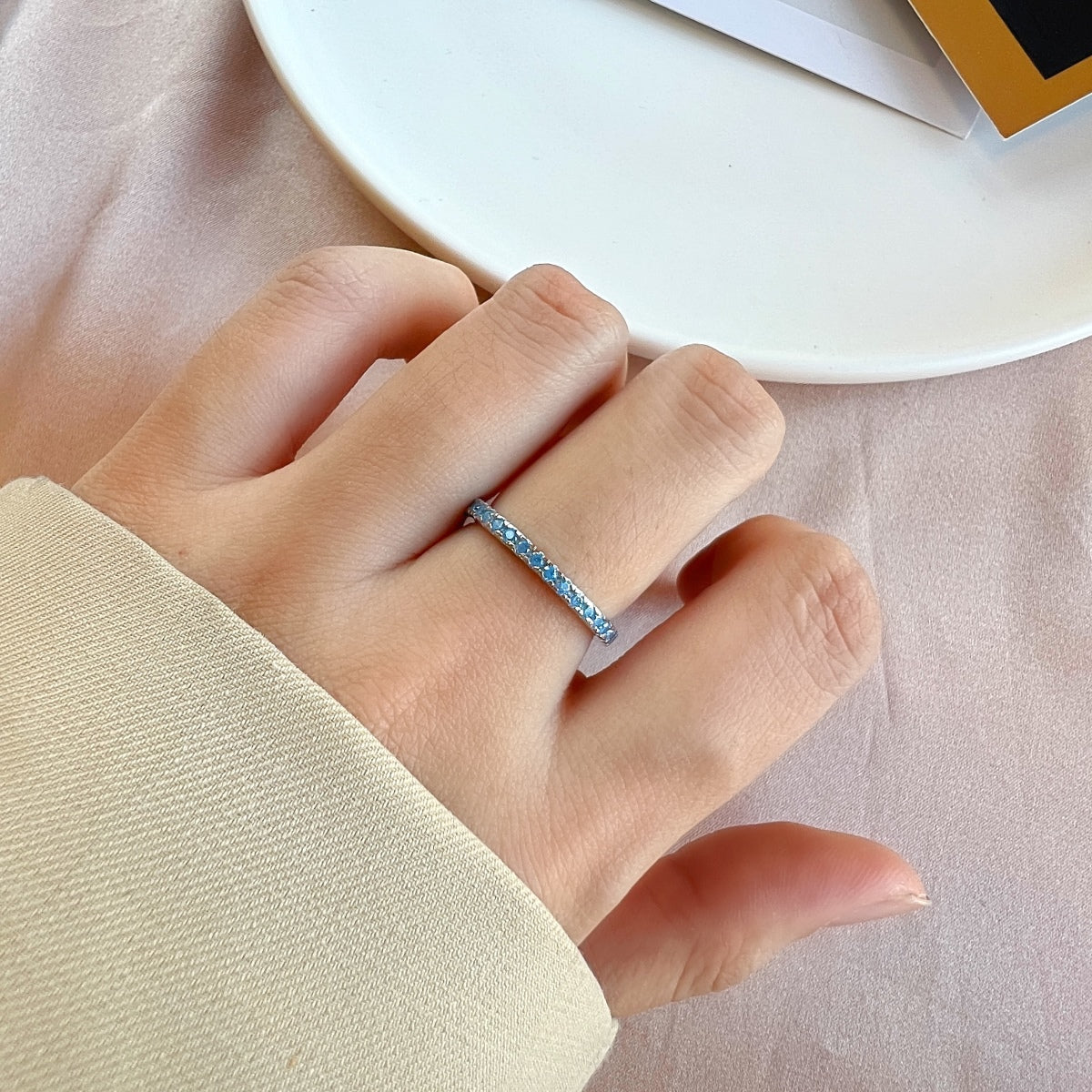 [Elowen Jewels]Delicate Sparkling Round Cut Daily Ring