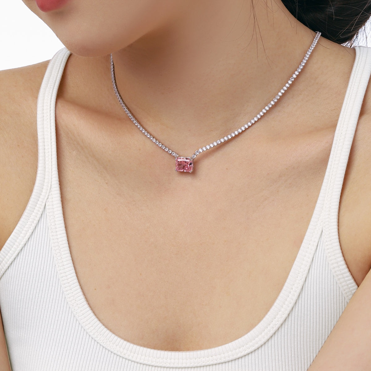 [Elowen Jewels]4.0 Carat Elegant Radiant Cut Necklace