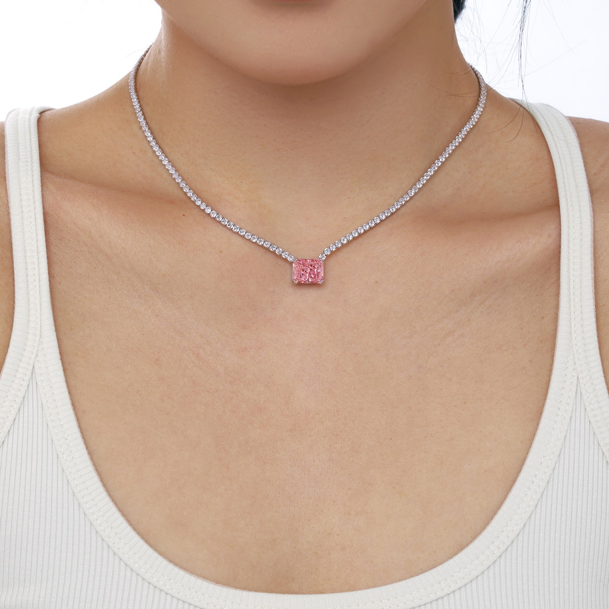 [Elowen Jewels]4.0 Carat Elegant Radiant Cut Necklace