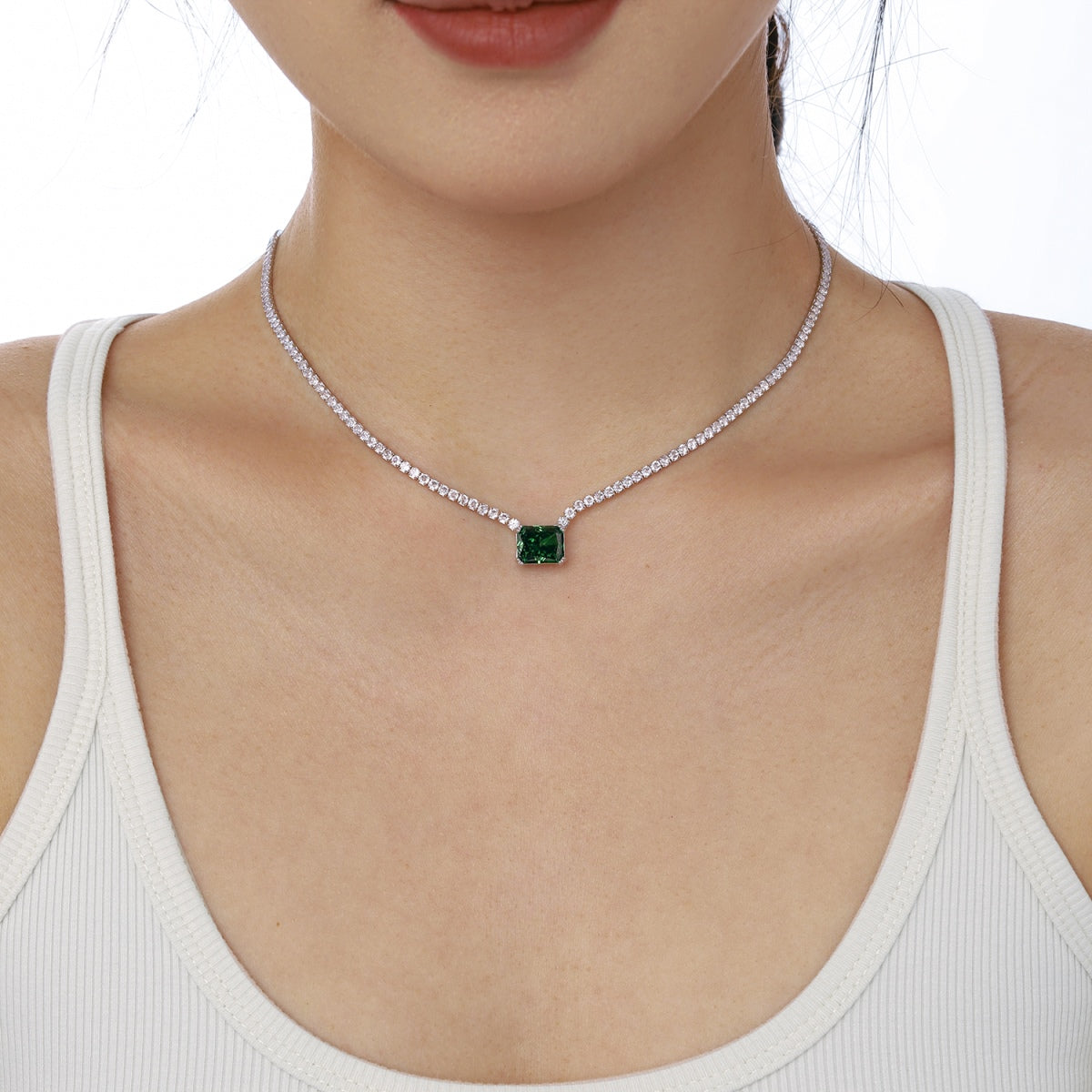 [Elowen Jewels]4.0 Carat Elegant Radiant Cut Necklace
