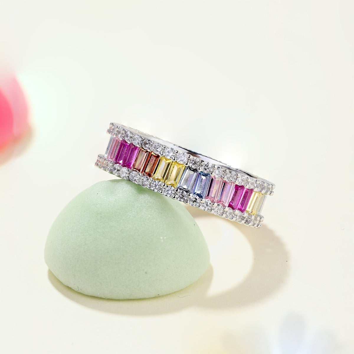 [Elowen Jewels]Dainty Kaleidoscopic Emerald Cut Daily Ring