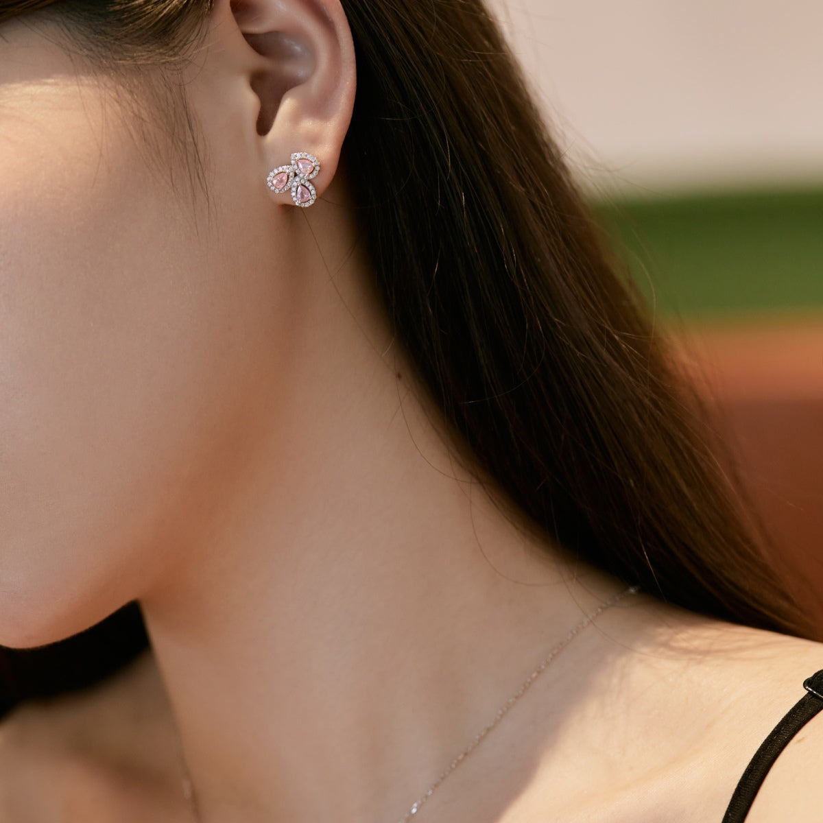 [Elowen Jewels]Ornate Flower Shape Pear Cut Lover Earrings