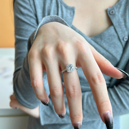 [Elowen Jewels]Dazzling Resplendent Round Cut Wedding Ring