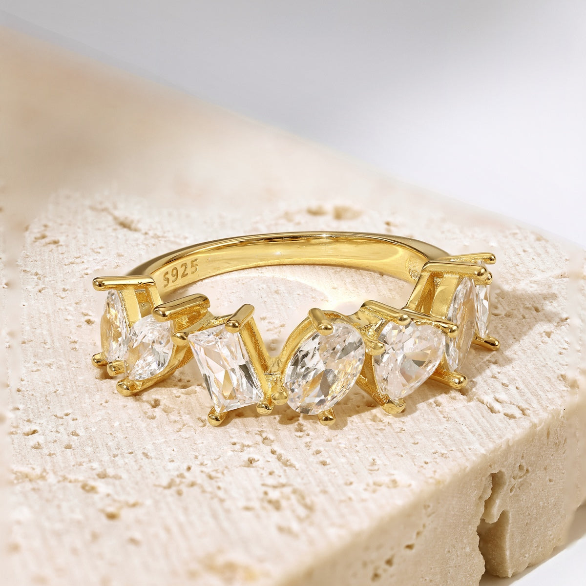[Elowen Jewels]Delicate Multi Cut Ring