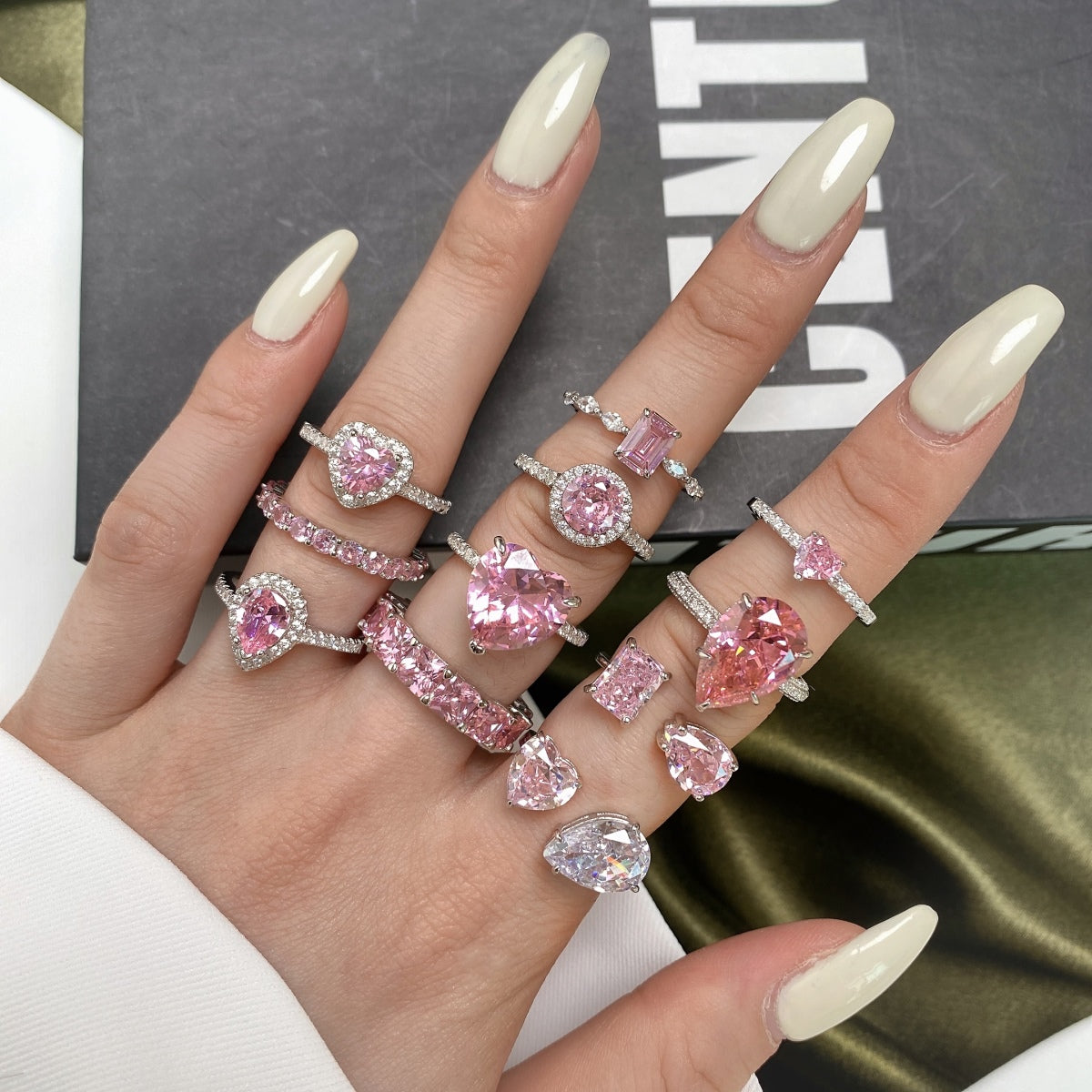 [Elowen Jewels]0.5 Carat CaratEternity Charming Heart Shape Lover Ring