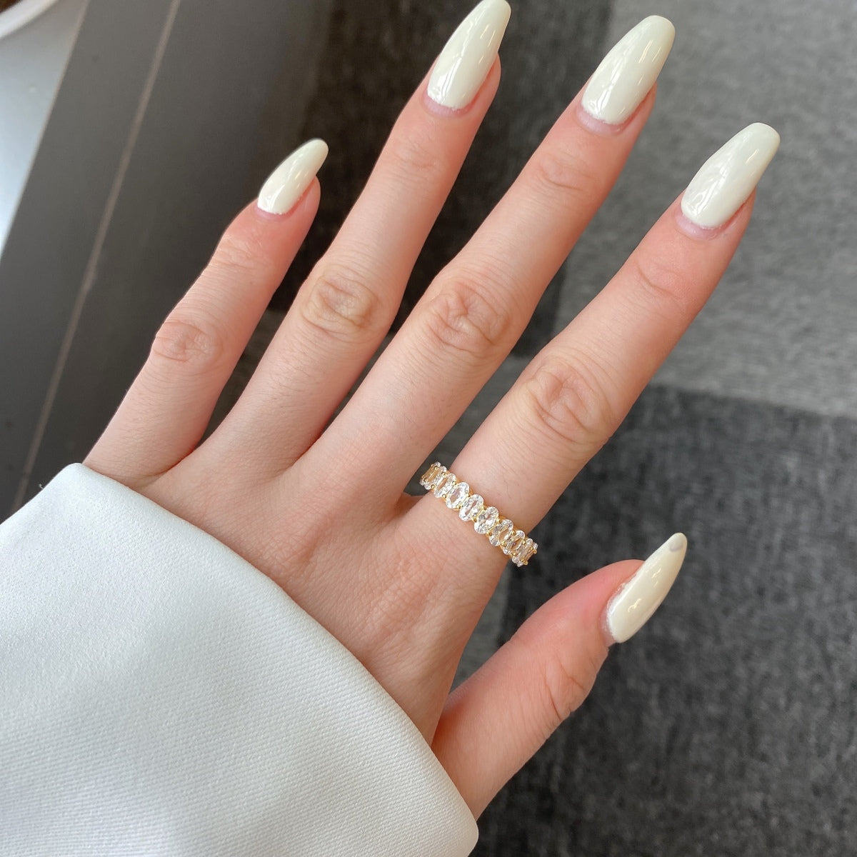 [Elowen Jewels]Ornate Oval Cut Tennis Ring