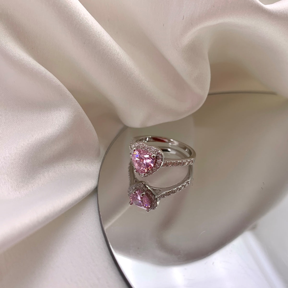 [Elowen Jewels]Eternity Splashy Romantic Heart Shape Lover Ring