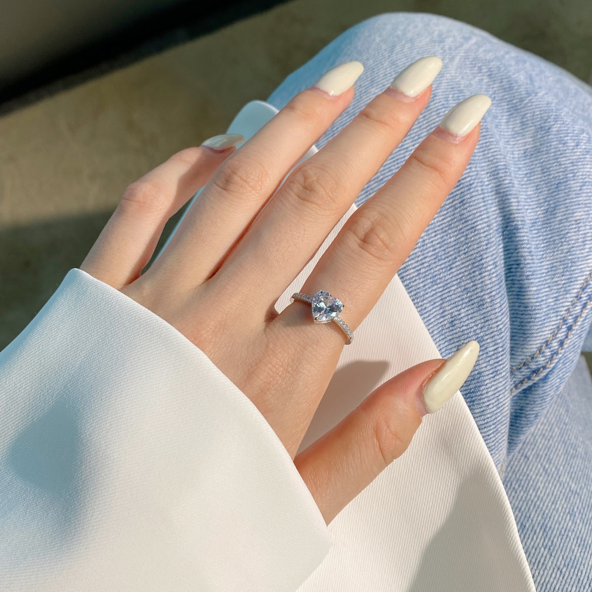 [Elowen Jewels]2.0 Carat Dazzling Lustrous Heart Cut Lover Ring