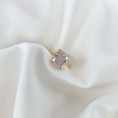 [Elowen Jewels]4.0 Carat Ornate Enchanting Radiand Cut Banquet Ring