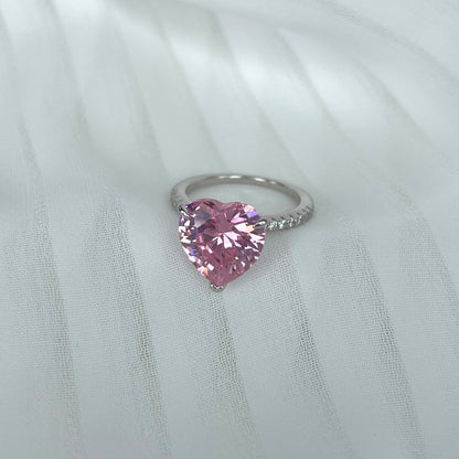 [Elowen Jewels]6.0 Carat Luxurious Sparkling Romantic Heart Cut Lover Ring