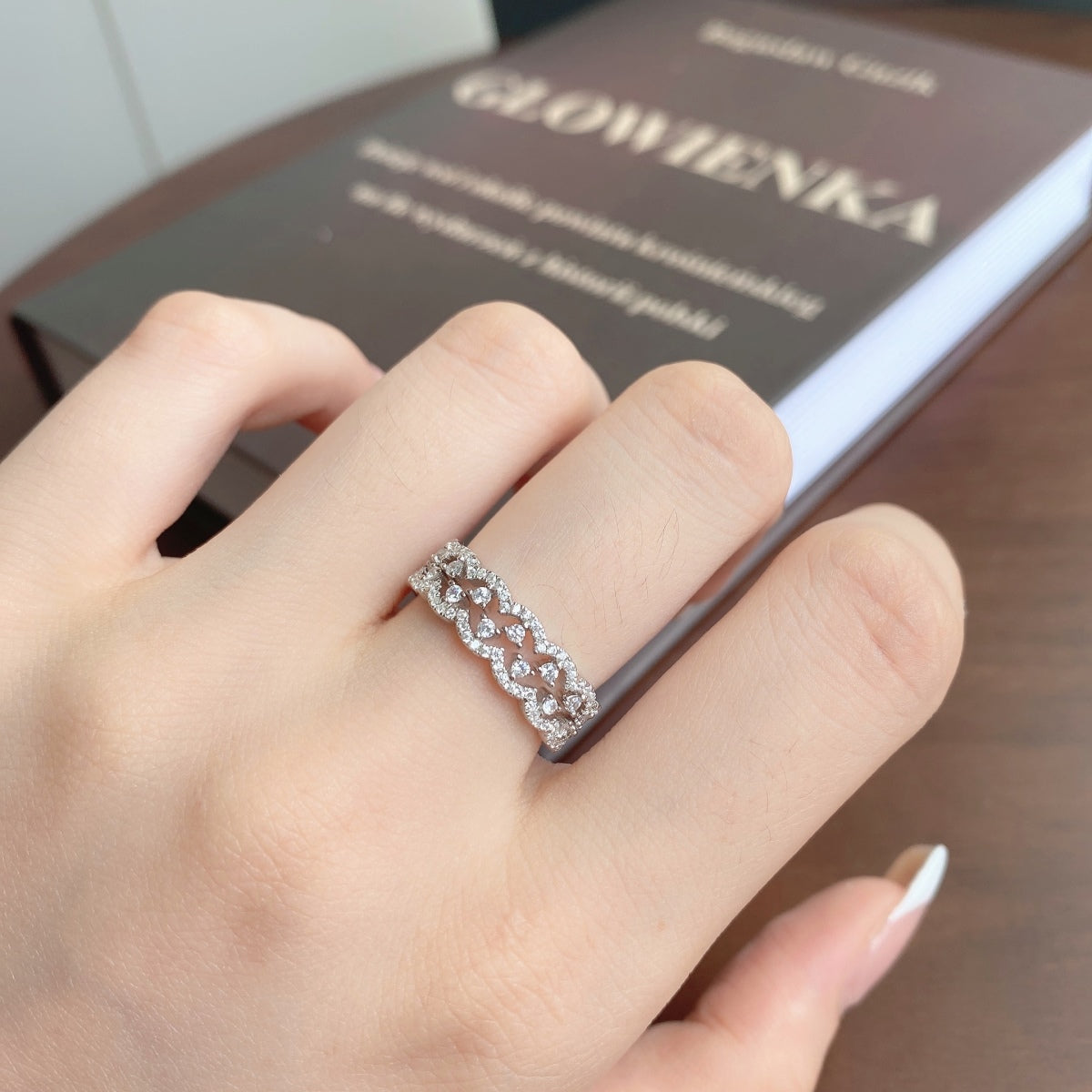 [Elowen Jewels]Elegant Resplendent Round Shape Party Ring