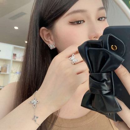 [Elowen Jewels]Delicate Butterfly Pendant Bracelet
