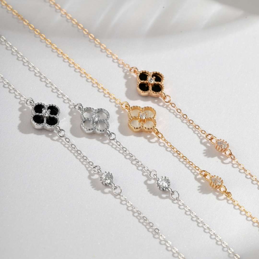 [Elowen Jewels]Delicate Four Leaf Clover Bracelet