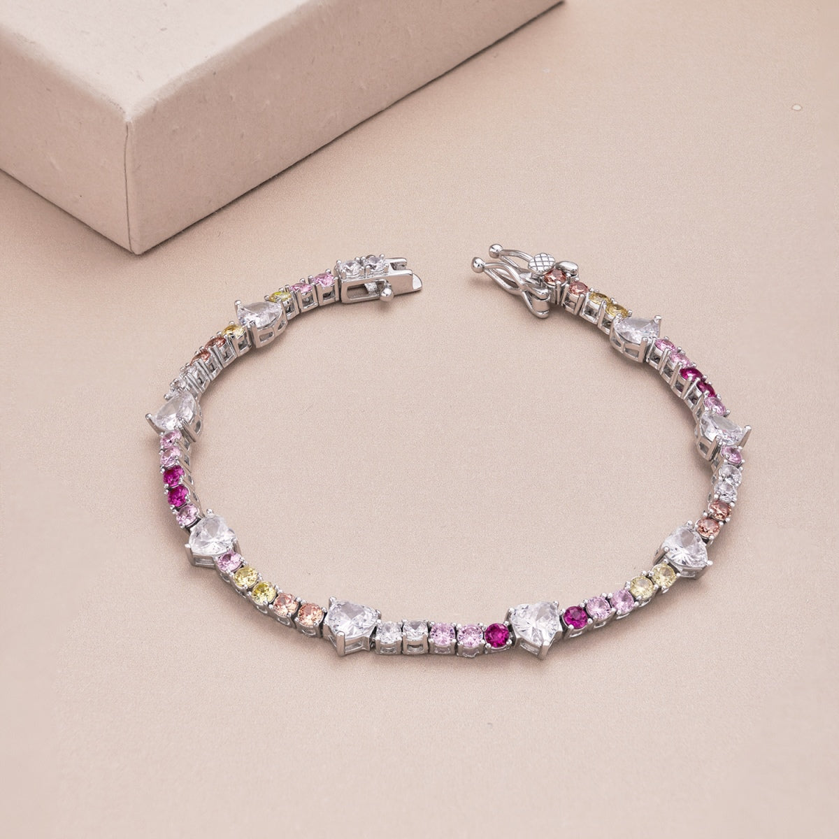 [Elowen Jewels]Romantic Heart Shape Round Cut Lover Bracelet