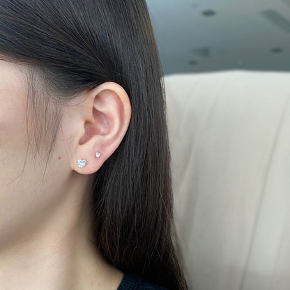 [Elowen Jewels]Sparkling Heart Shaped Simple Earrings