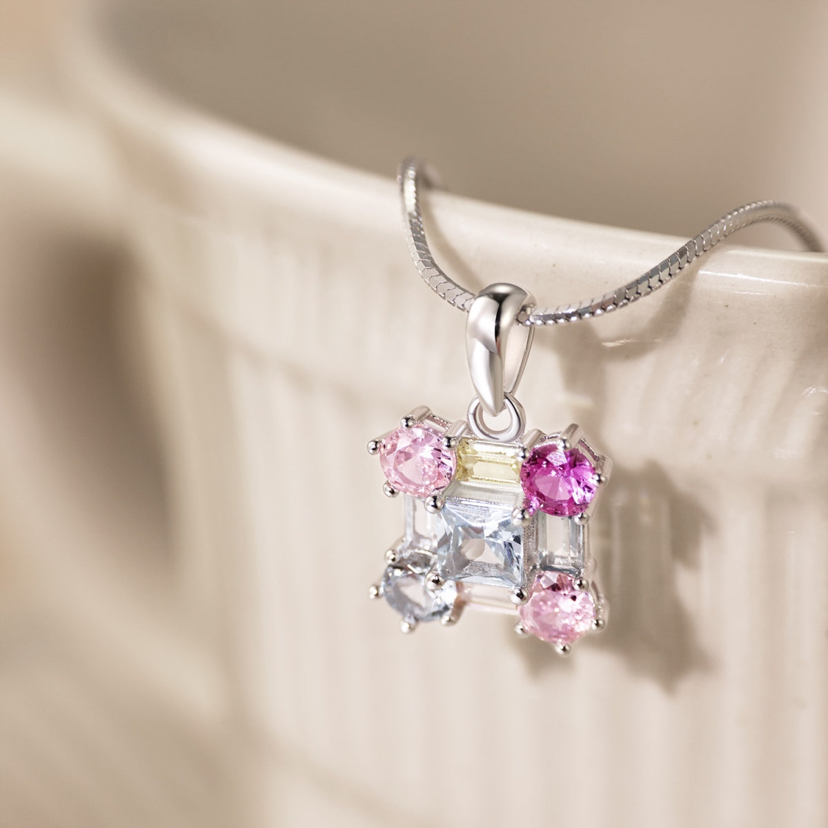 [Elowen Jewels]Gorgeous Multi Colorful Necklace