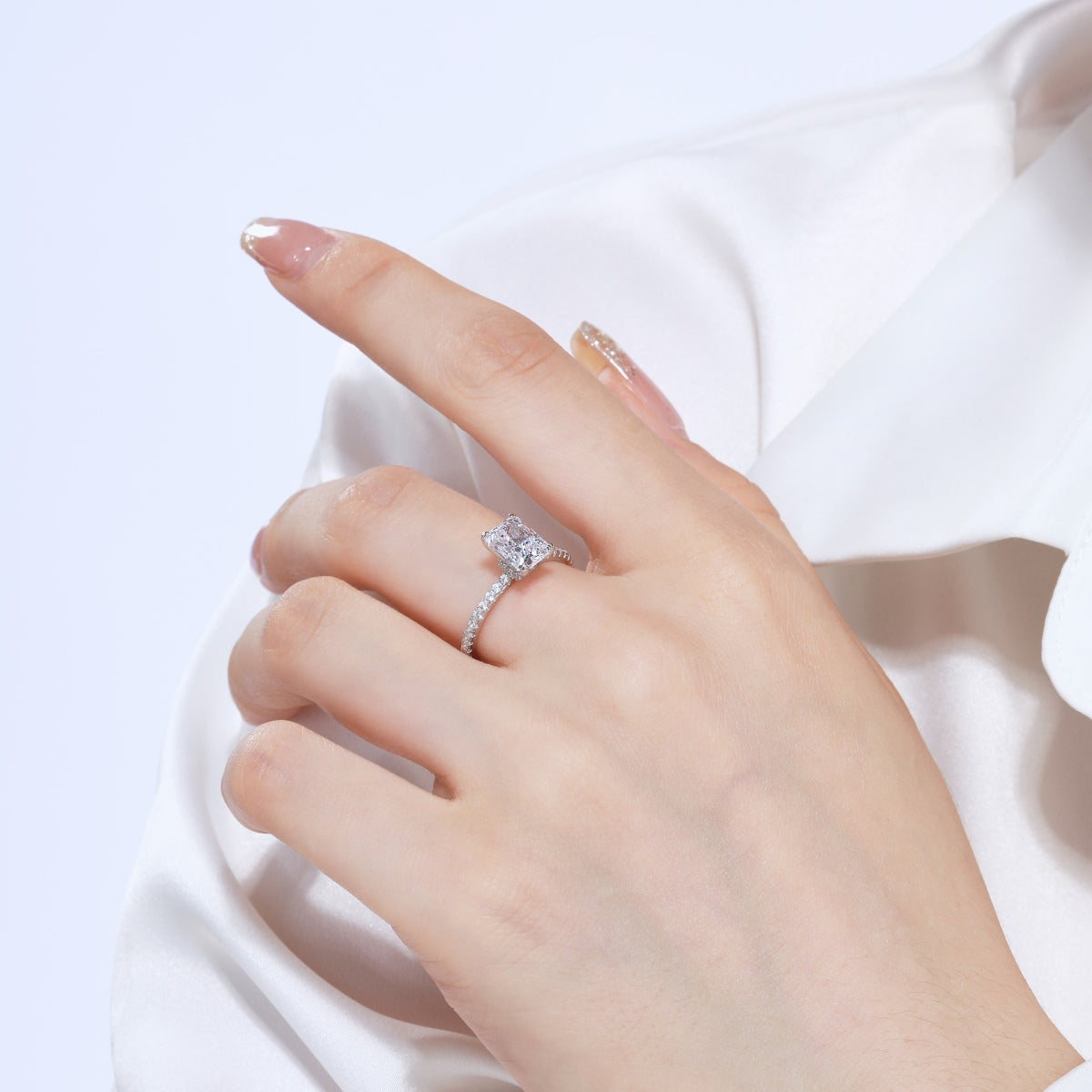 [Elowen Jewels]2.0 Carat Dazzling Sparkling Radiant Cut Party Ring