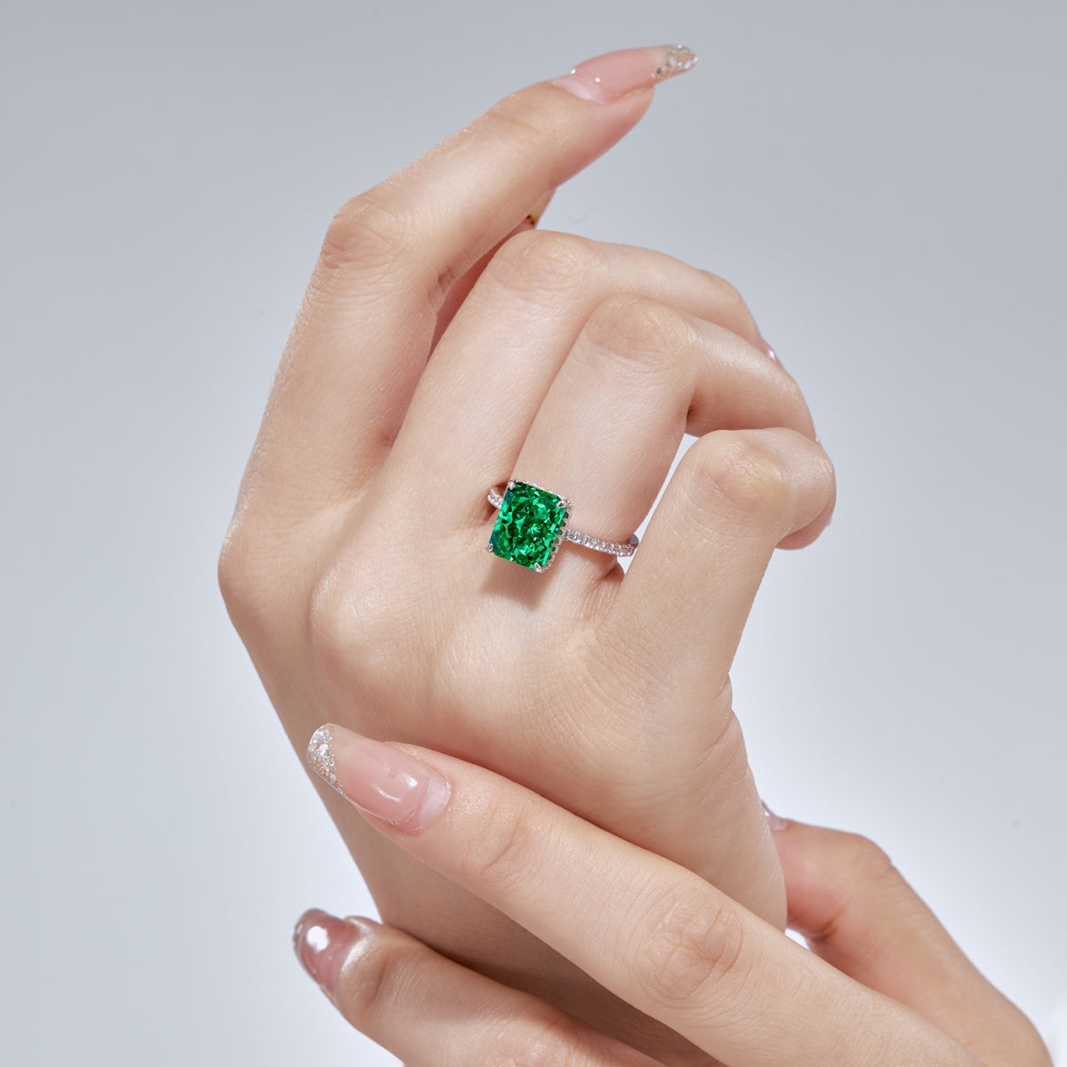 [Elowen Jewels]4.0 Carat Luxurious Engagement Ring