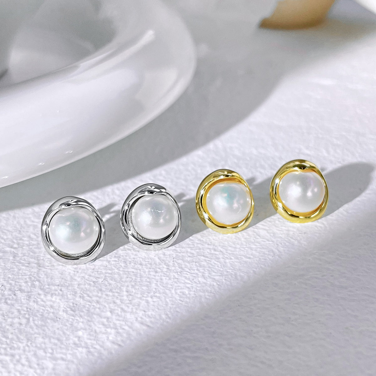 [Elowen Jewels]Dainty Bread Pearl Earrings