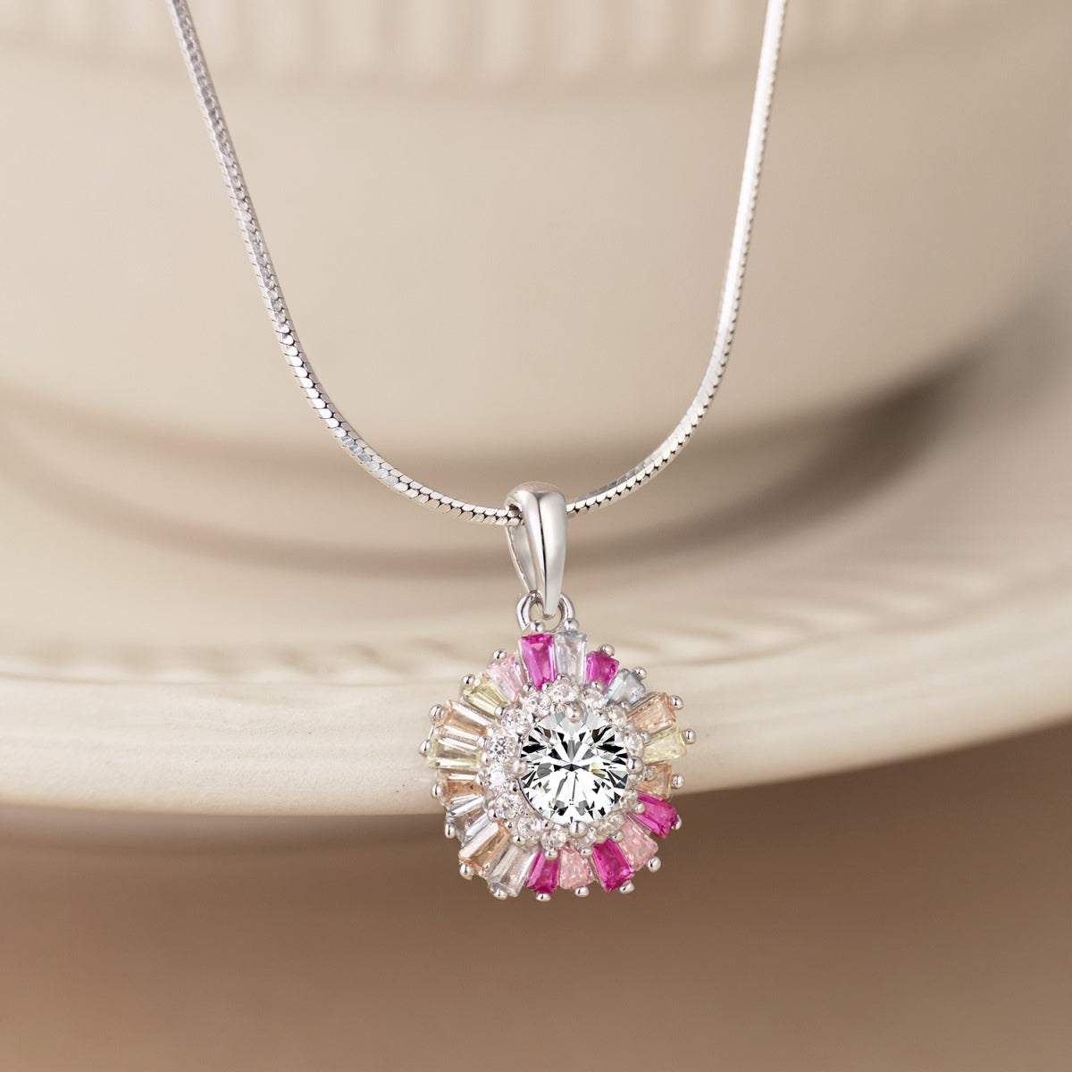 [Elowen Jewels]Charming Flower Colorful Necklace