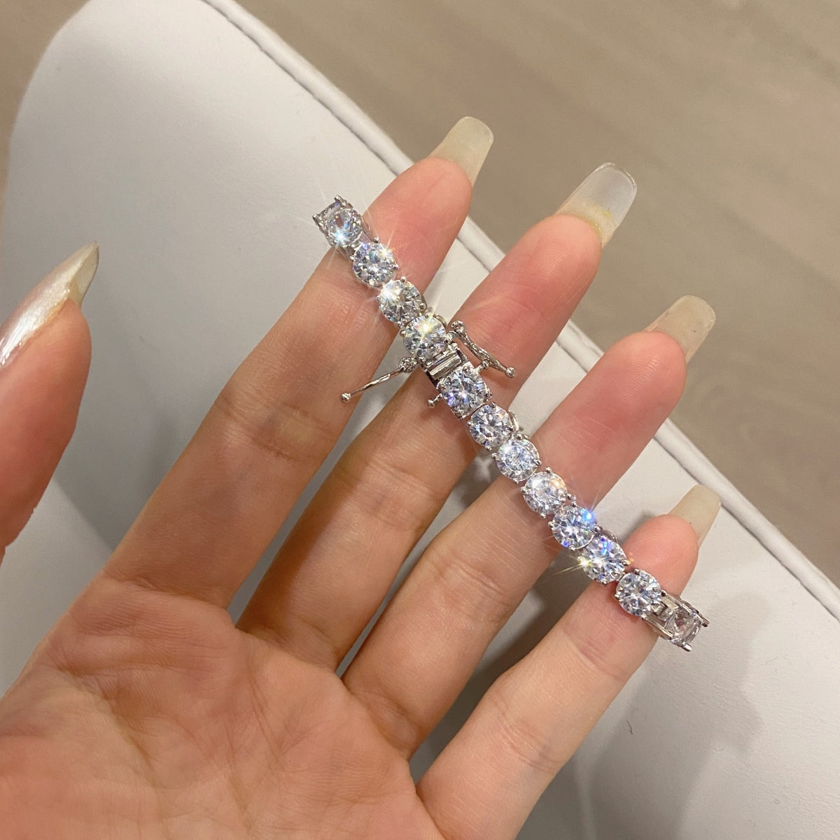 [Elowen Jewels]Ornate Sparkling Round Cut Wedding Bracelet