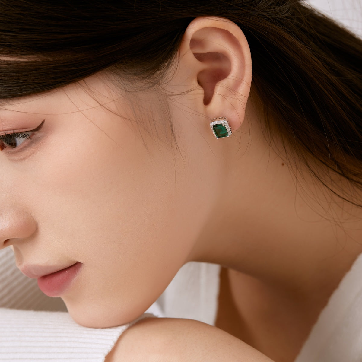 [Elowen Jewels]Luxurious Dainty Emerald Cut Banquet Earrings