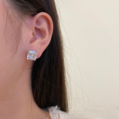 [Elowen Jewels]Delicate Square Shape Earrings