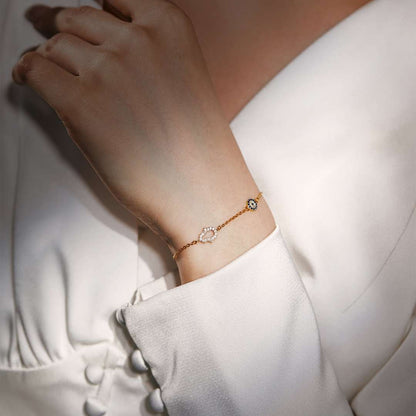 [Elowen Jewels]Gost Shape & Round Shape Necklace