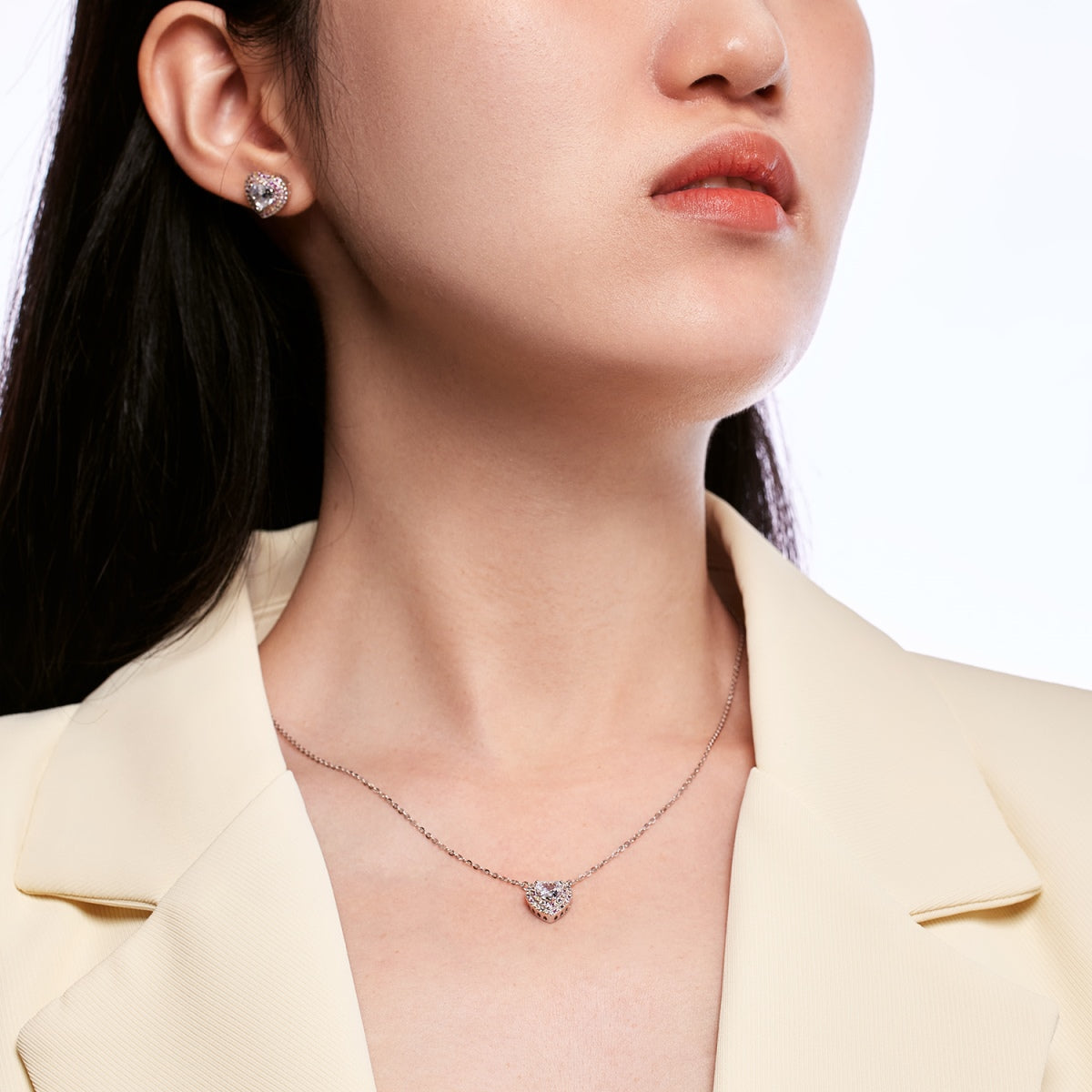 [Elowen Jewels]Dazzling Heart Shape Lover Earrings