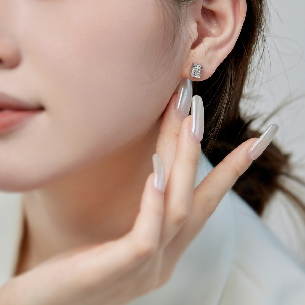 [Elowen Jewels]Radiant Luxurious Princess Cut Daily Earrings