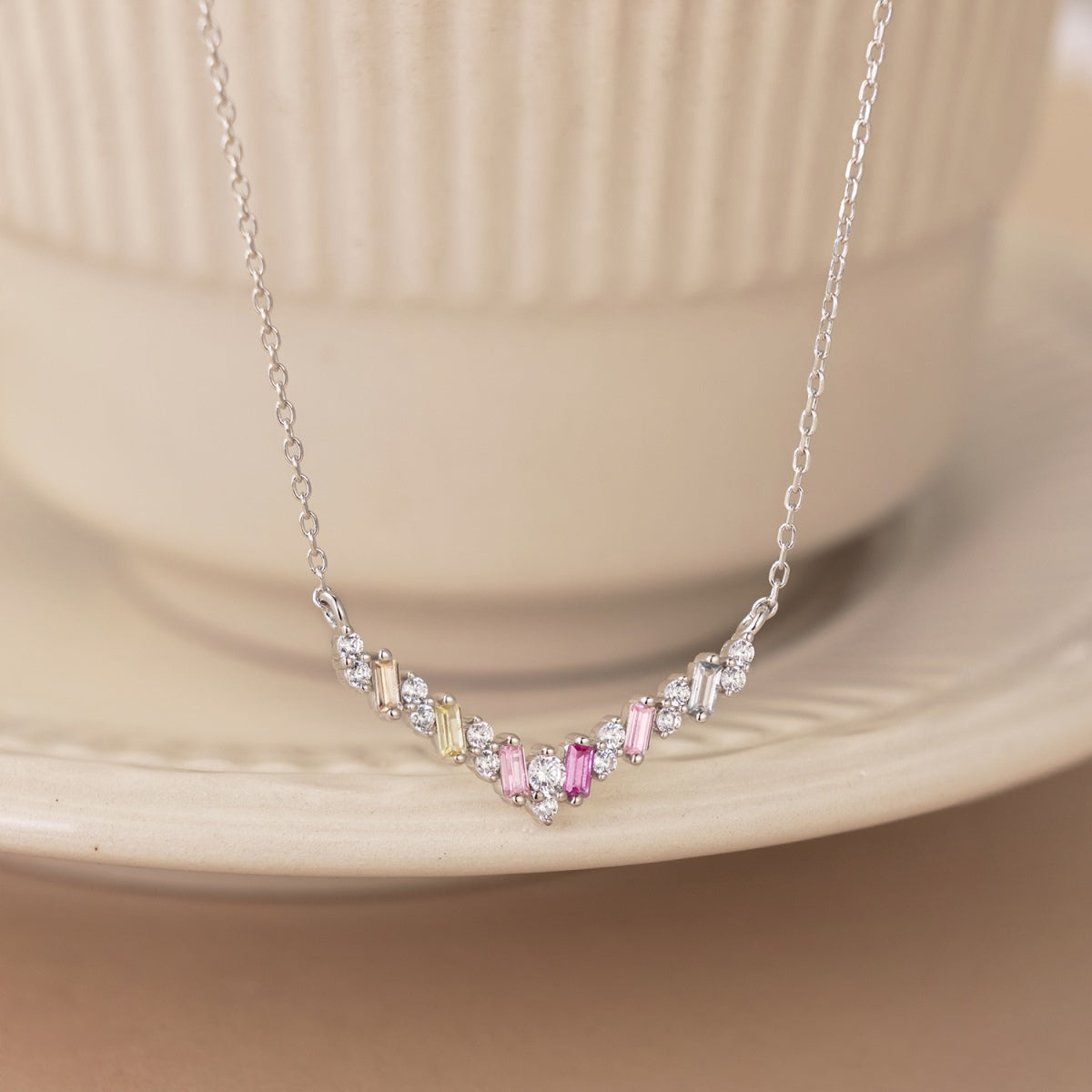 [Elowen Jewels]Dazzling Rainbow Necklace