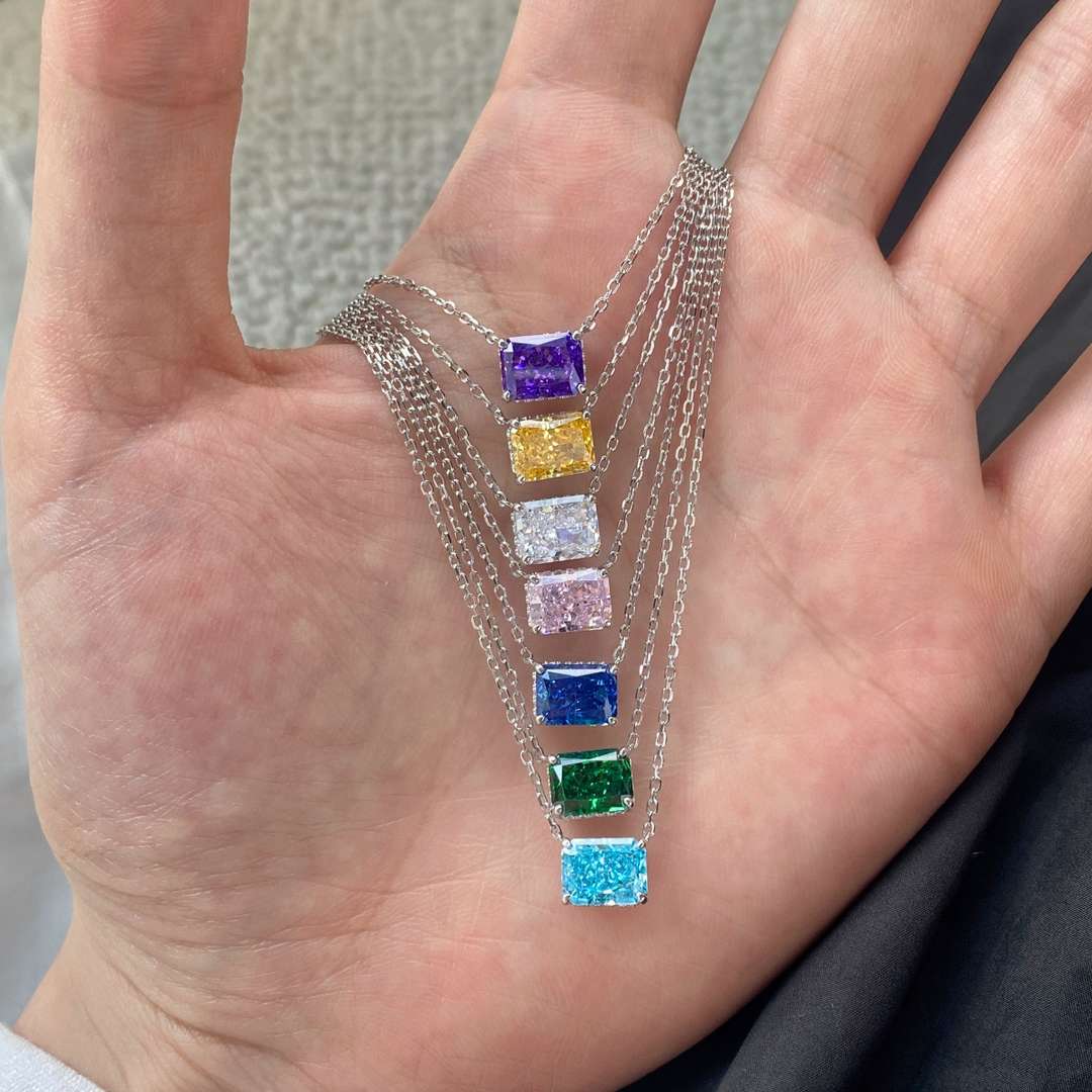 [Elowen Jewels]Luxurious Square Shape Colorful Necalack
