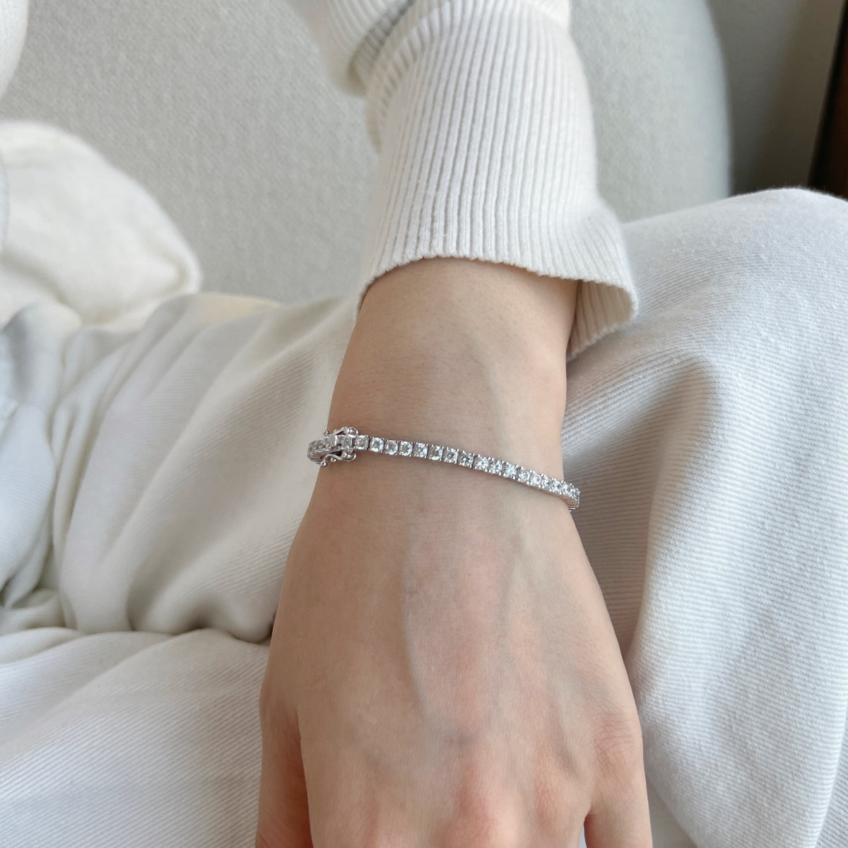 [Elowen Jewels]Dainty Charming Round Cut Tennis Bracelet